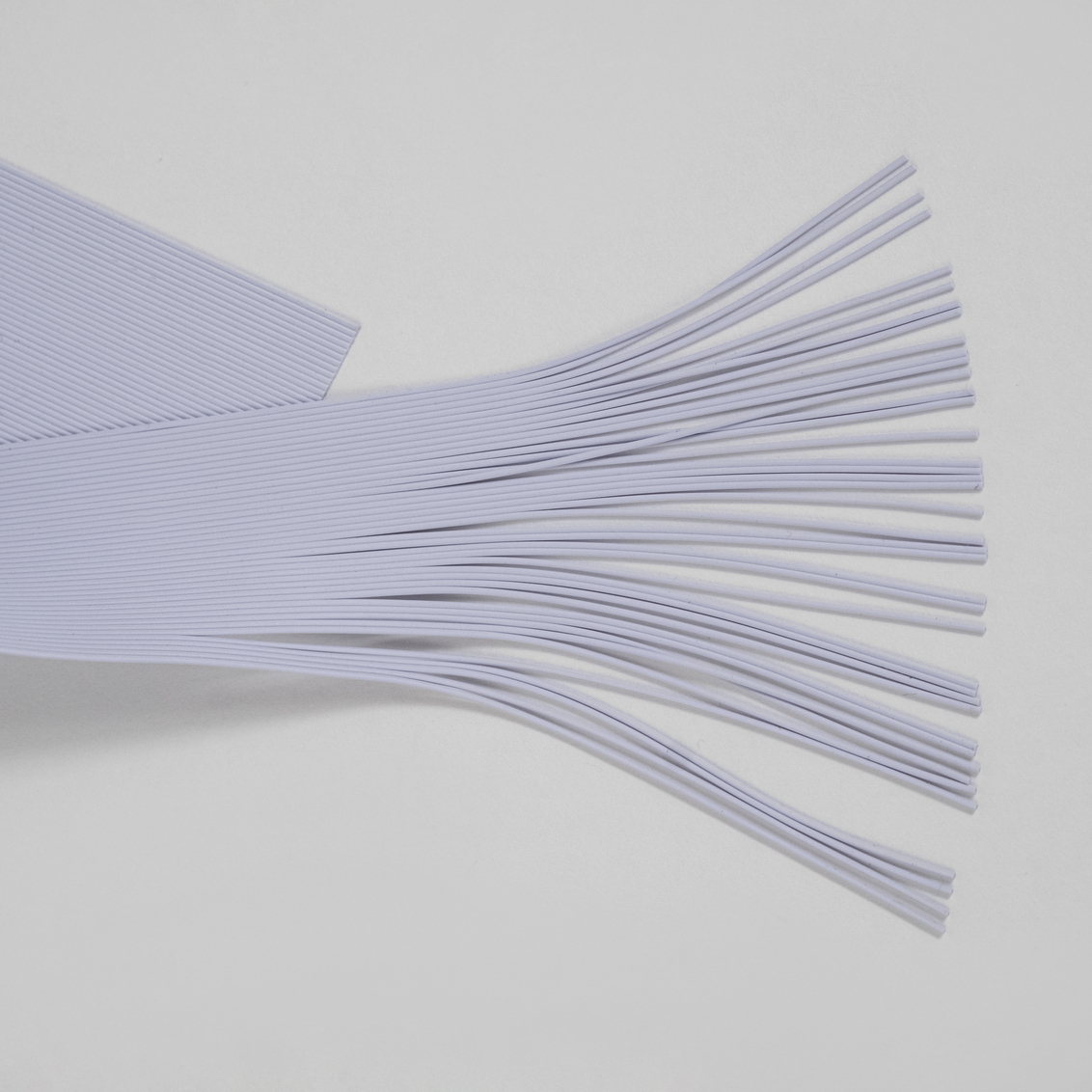 Нить латексная в ленте